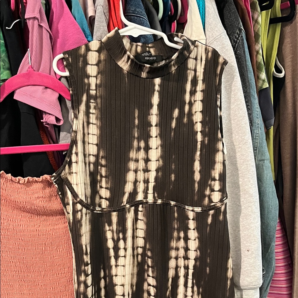 Forever 21 Black and Cream Tie-Dye Dress
